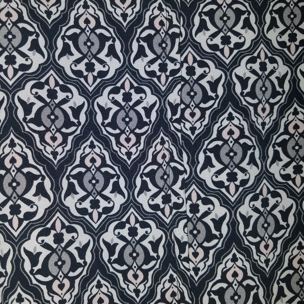 Pattern Dress - Picture 7 of 8